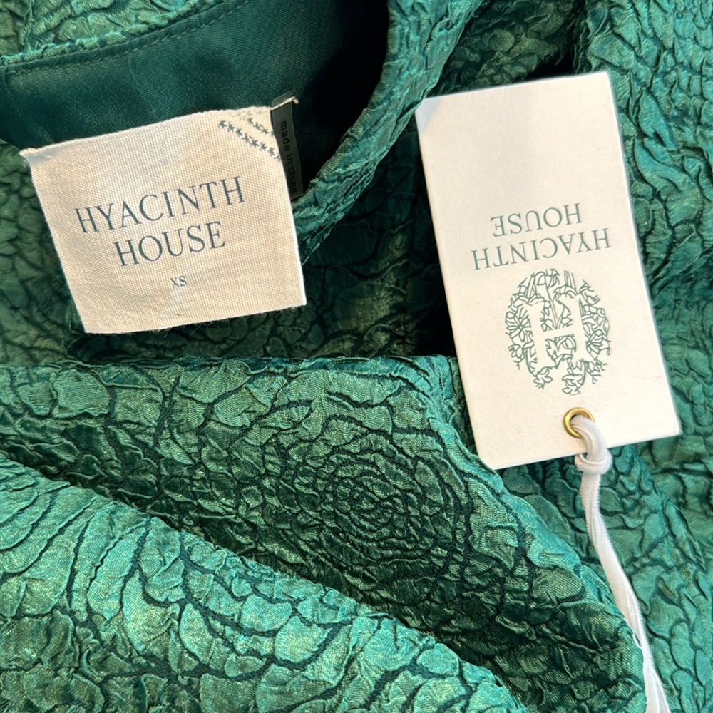 Hyacinth House NEW Green Jacquard Floral Puff Sleeve Noelle Blouse Size XS - Picture 9 of 9